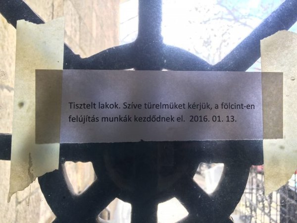 udvarias diszgráfiás